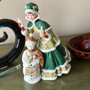 2003 Avon Albee Doll